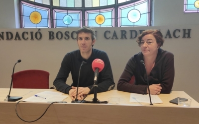 Isabel Vega (a la dreta de la imatge) durant un acte de la Bosch i Cardellach | Cedida